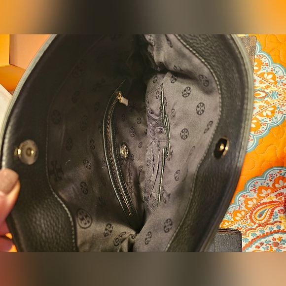 Tory Burch Thea Foldover Crossbody Bag - Picture 10 of 14